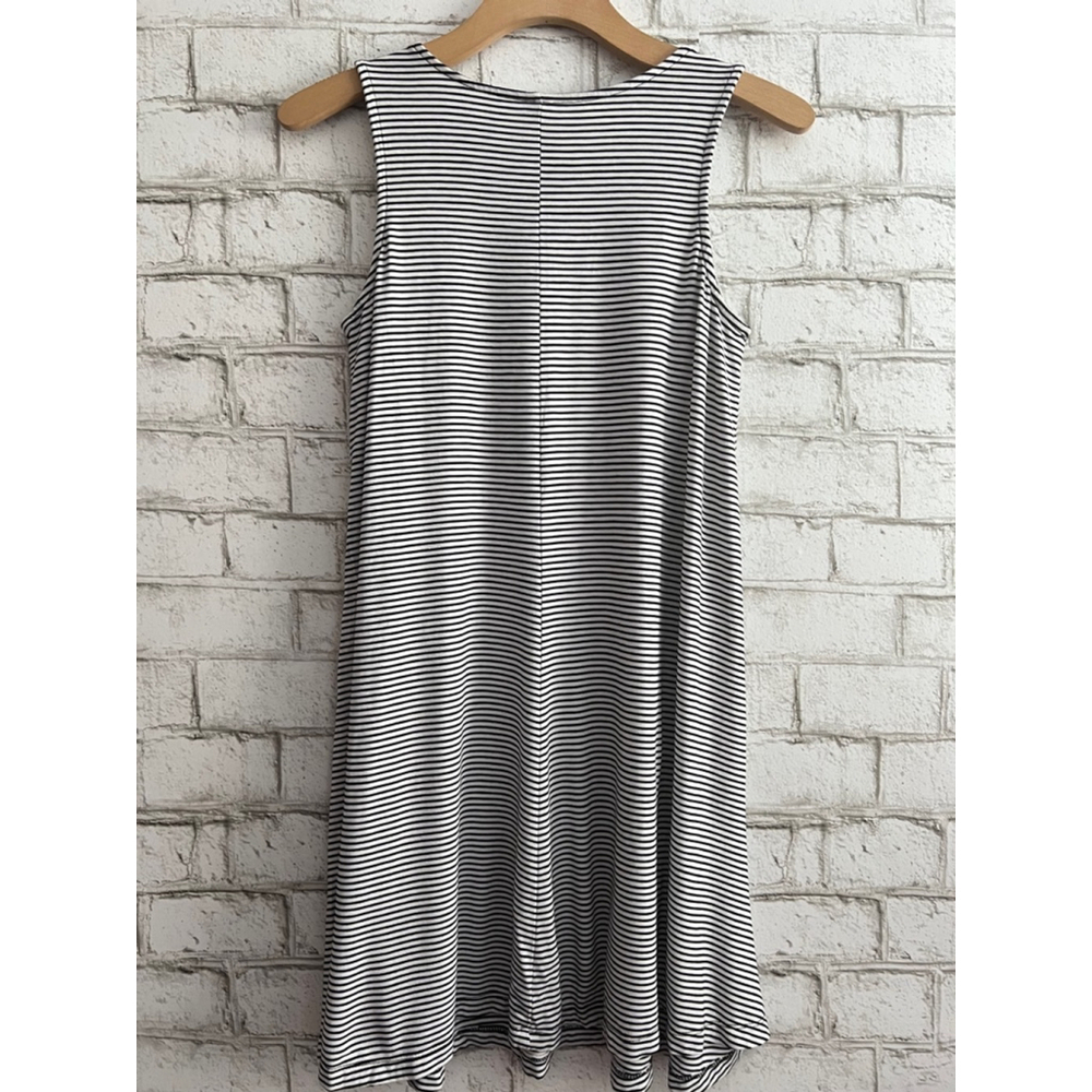 Women's Old Navy Dress, S Petite, Black & White Stripes - Picture 2 of 5